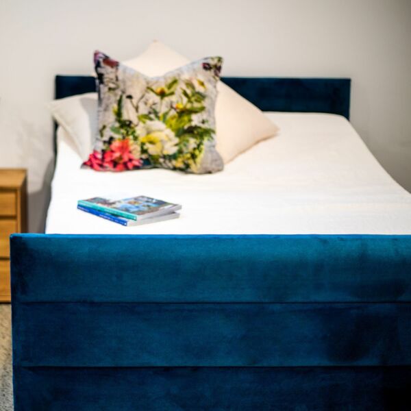 IC777 Premium Care Bed