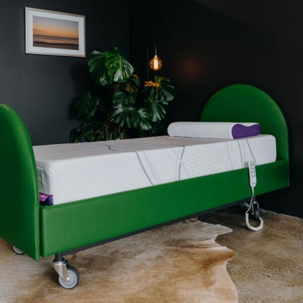 IC280JR Homecare Bed